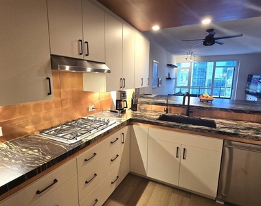 325 7th Ave - Photo Thumbnail 5