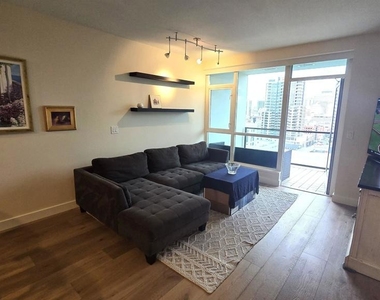 325 7th Ave - Photo Thumbnail 9