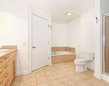 801 Ash St - Photo Thumbnail 31