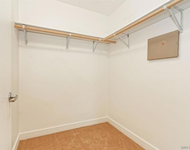 801 Ash St - Photo Thumbnail 34