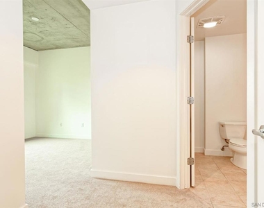 801 Ash St - Photo Thumbnail 27