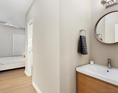 3043 Oliphant St - Photo Thumbnail 18