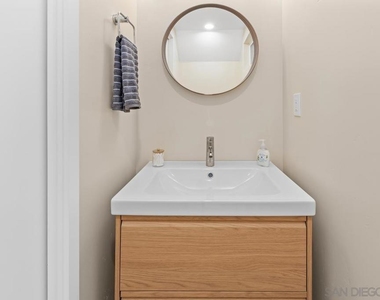 3043 Oliphant St - Photo Thumbnail 10