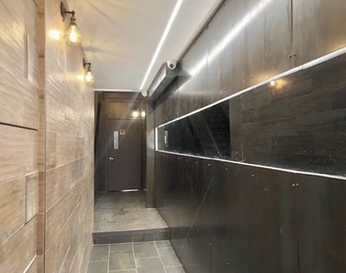 102 Mott Street - Photo Thumbnail 12