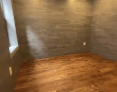 102 Mott Street - Photo Thumbnail 3