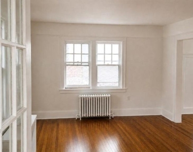 253 Fulton Avenue - Photo Thumbnail 2
