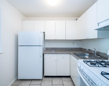 125 Lake Street - Photo Thumbnail 12
