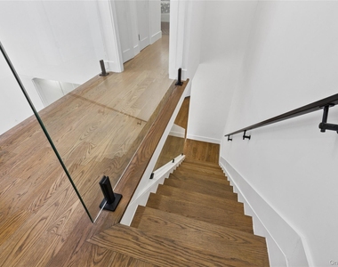 23 Library Avenue - Photo Thumbnail 12