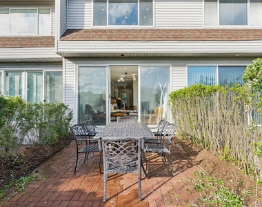 23 Library Avenue - Photo Thumbnail 16