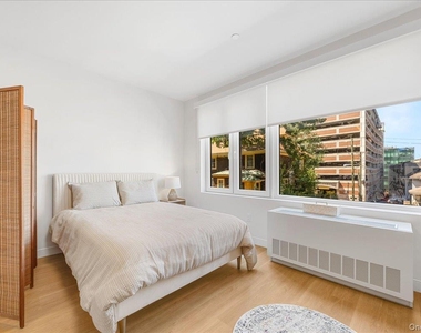 8 Chester Avenue - Photo Thumbnail 9