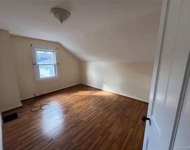 47 Maples Lane - Photo Thumbnail 11