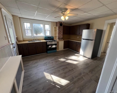 47 Maples Lane - Photo Thumbnail 3