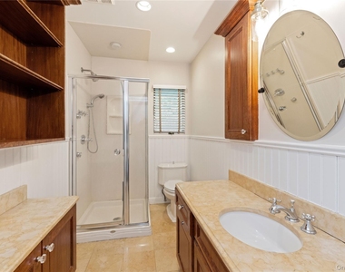 655 Diane Place - Photo Thumbnail 14