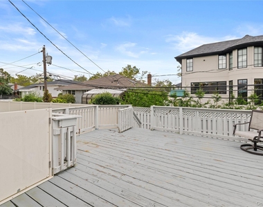 655 Diane Place - Photo Thumbnail 3