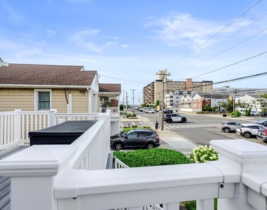 108 Neptune Boulevard - Photo Thumbnail 17