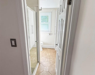 125 Glen Road - Photo Thumbnail 14