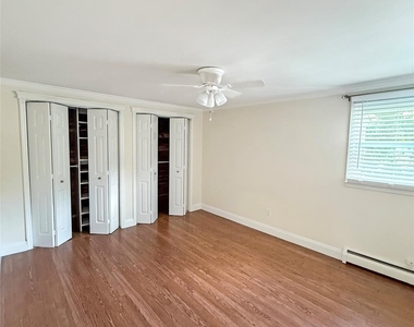 125 Glen Road - Photo Thumbnail 18