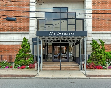 230 W Broadway - Photo Thumbnail 1