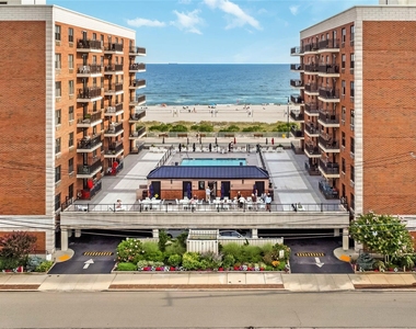 230 W Broadway - Photo Thumbnail 35