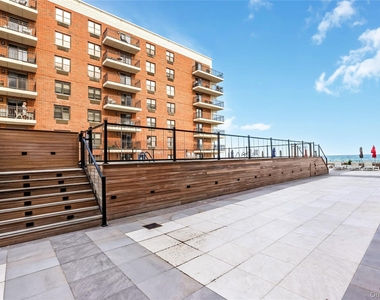 230 W Broadway - Photo Thumbnail 29