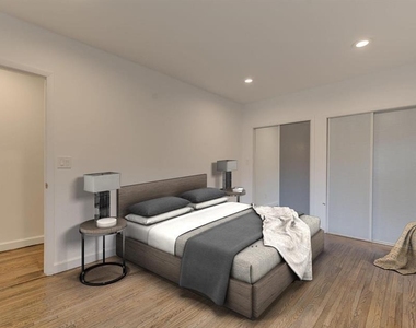 215 Middle Neck Road - Photo Thumbnail 12