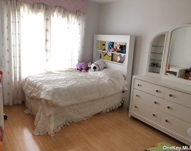3-30 Soundview Lane - Photo Thumbnail 2