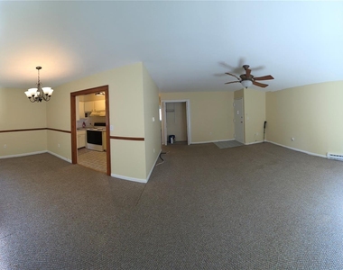47 Scarborough Lane - Photo Thumbnail 13