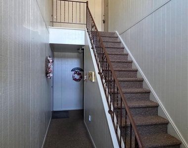 47 Scarborough Lane - Photo Thumbnail 31