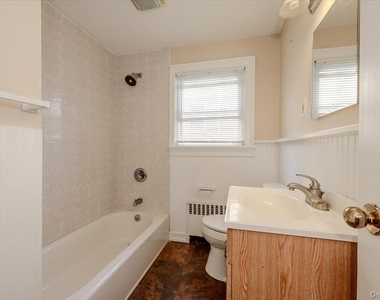 502 Lafayette Boulevard - Photo Thumbnail 8