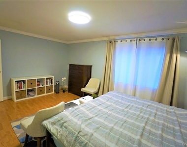 60 Park Drive - Photo Thumbnail 10