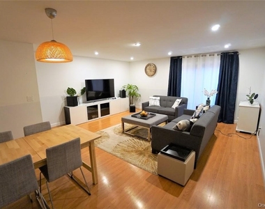 60 Park Drive - Photo Thumbnail 1