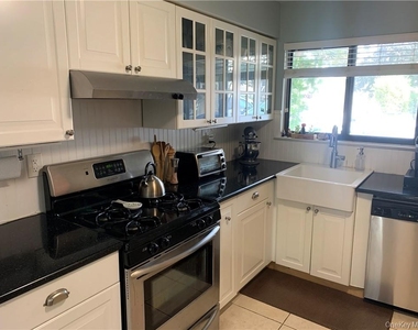 60 Park Drive - Photo Thumbnail 5