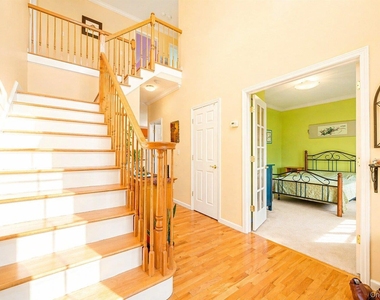 3 Maidstone Lane - Photo Thumbnail 16
