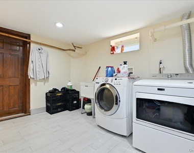 201 Glenmore Street - Photo Thumbnail 17