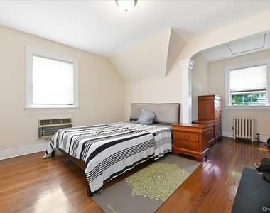 201 Glenmore Street - Photo Thumbnail 14