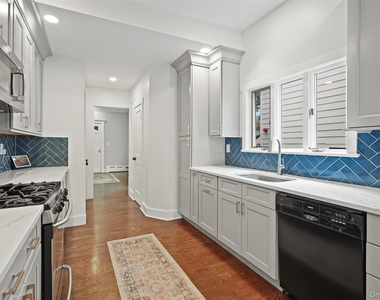 29 Redfield Street - Photo Thumbnail 6