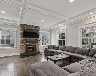 29 Redfield Street - Photo Thumbnail 3