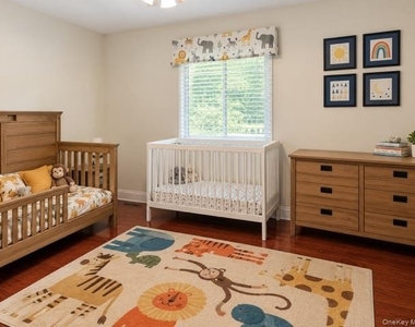 3001 Canterbury Way - Photo Thumbnail 8
