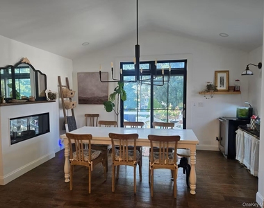 49 Miller Boulevard - Photo Thumbnail 1