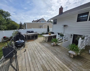 49 Miller Boulevard - Photo Thumbnail 5