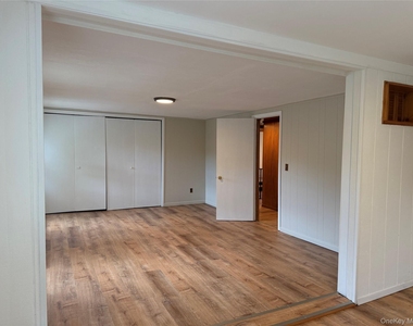 16 Ernest Lane - Photo Thumbnail 10