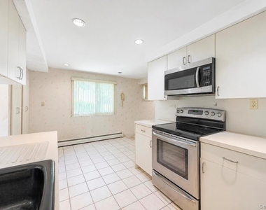 25 Hewes Street - Photo Thumbnail 13