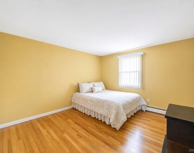 25 Hewes Street - Photo Thumbnail 33