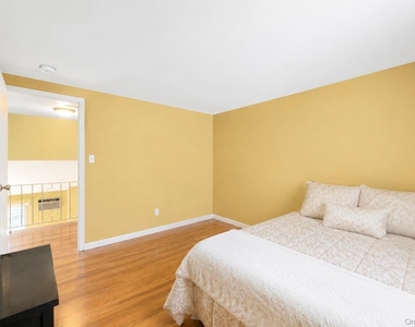 25 Hewes Street - Photo Thumbnail 32
