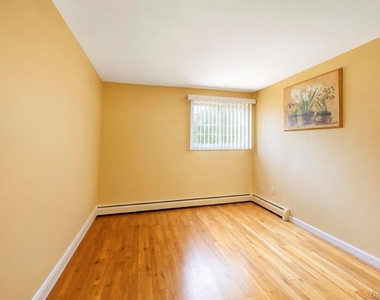 25 Hewes Street - Photo Thumbnail 29