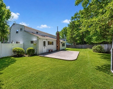 25 Hewes Street - Photo Thumbnail 6
