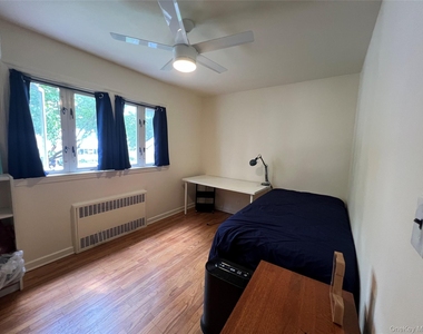 140 Hayes Street - Photo Thumbnail 8