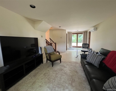 140 Hayes Street - Photo Thumbnail 6