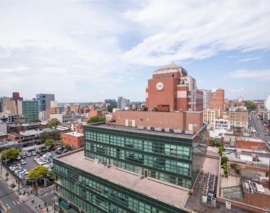 39-16 Prince Street - Photo Thumbnail 19