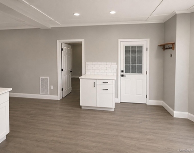 3 Seward Avenue - Photo Thumbnail 3